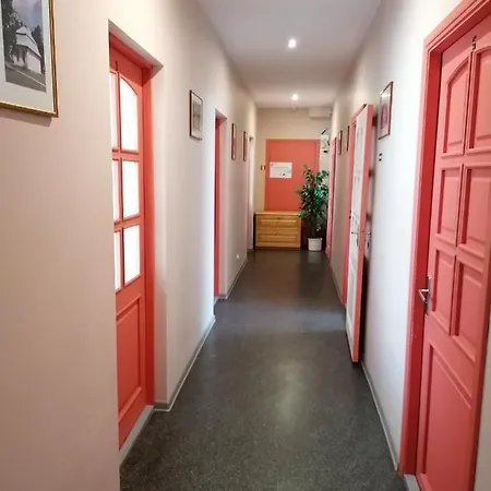 Brivdienas Hostel Aluksne